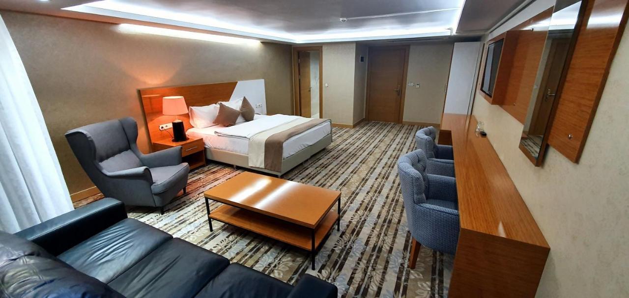 Bulvar Hotel 이즈미르 외부 사진