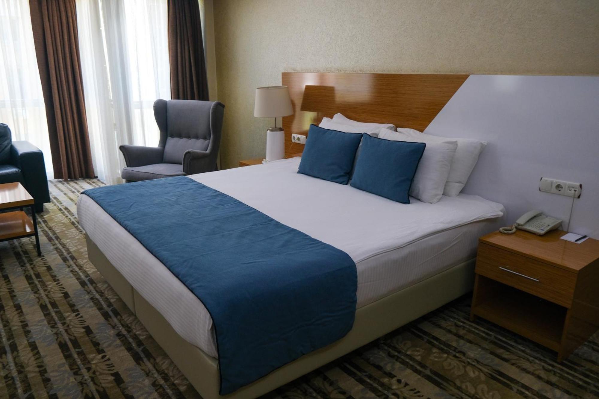 Bulvar Hotel 이즈미르 외부 사진