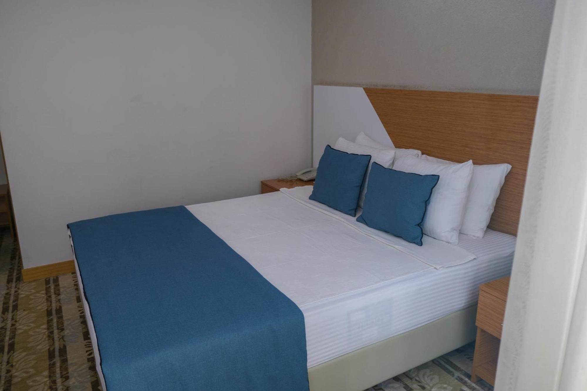 Bulvar Hotel 이즈미르 외부 사진