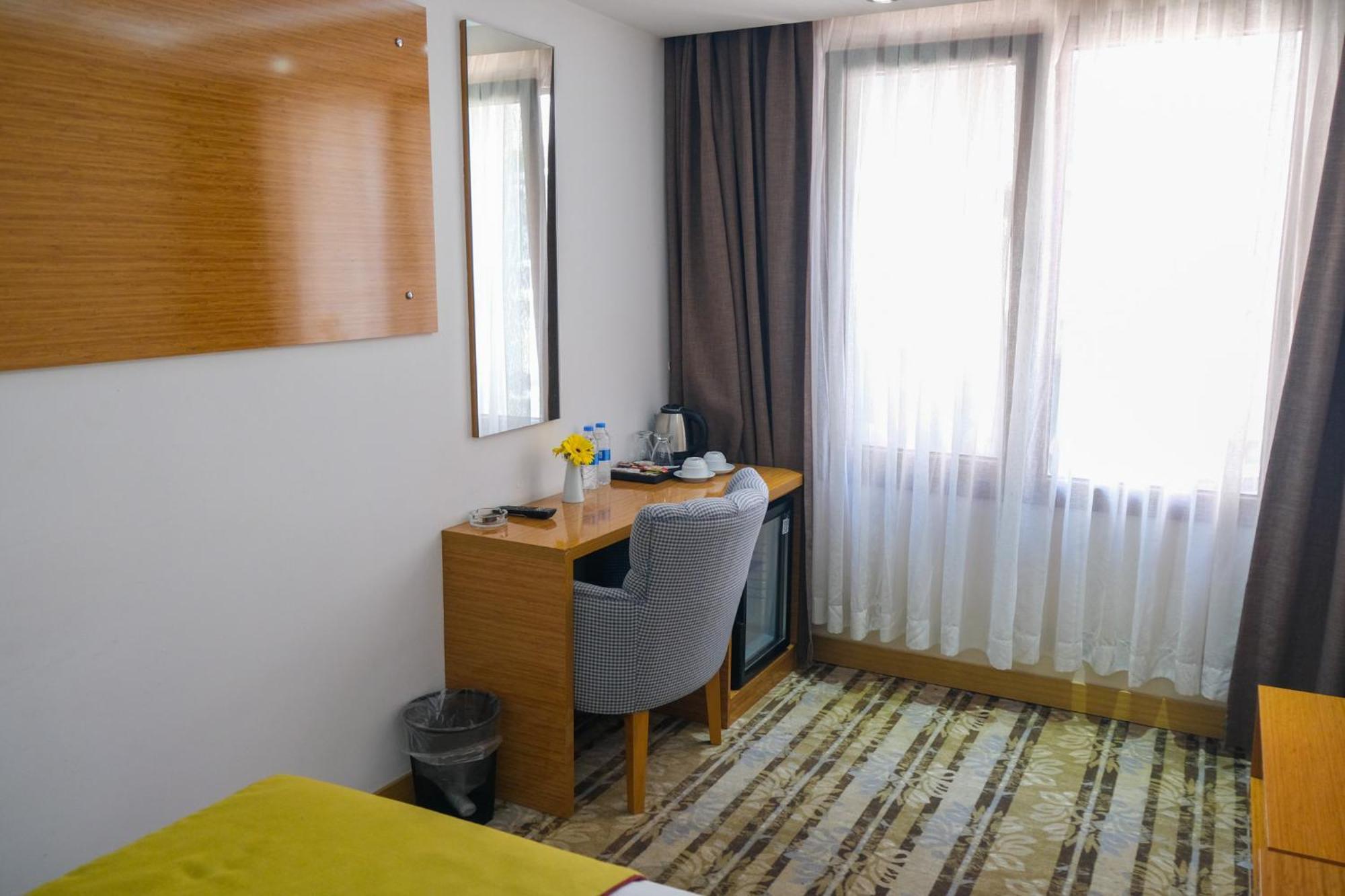 Bulvar Hotel 이즈미르 외부 사진